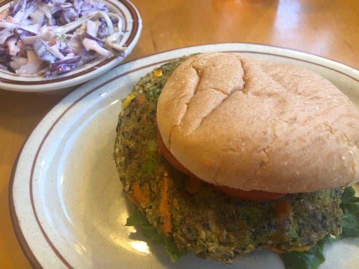 photo of Arlene n Tom's Restaurant Garden burger shared by @bambi25 on  02 Nov 2019 - review