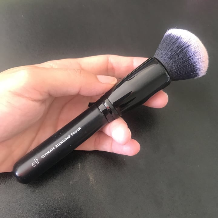photo of e.l.f. Cosmetics Blender Brush shared by @audobles on  22 May 2020 - review