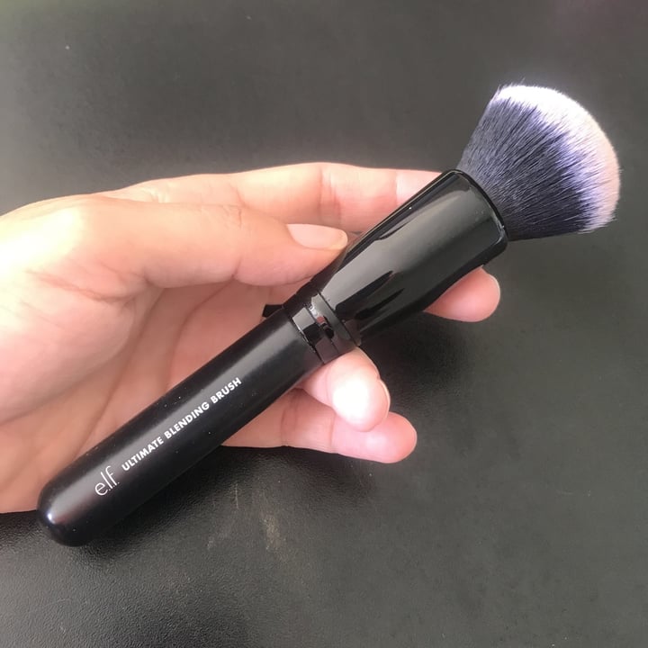 review photo of e.l.f. Cosmetics Blender Brush shared by @audobles on 22 May 2020 - review