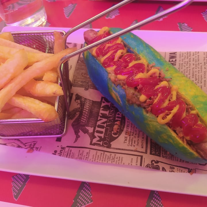 photo of Freedom Cakes Freedom hot dog shared by @carmen14 on  07 Dec 2021 - review