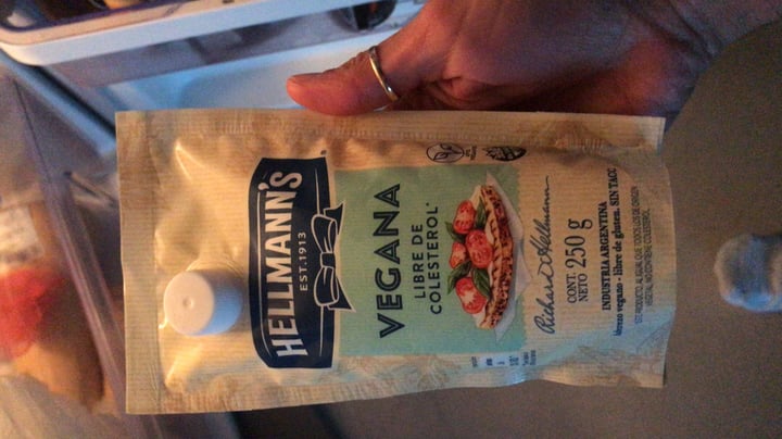 photo of Hellmann’s Hellman’s Vegan Mayonnaise shared by @marian001 on  29 Aug 2019 - review
