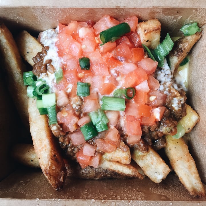 photo of Odd burger Fries supreme shared by @desireebeaubien on  28 Mar 2021 - review