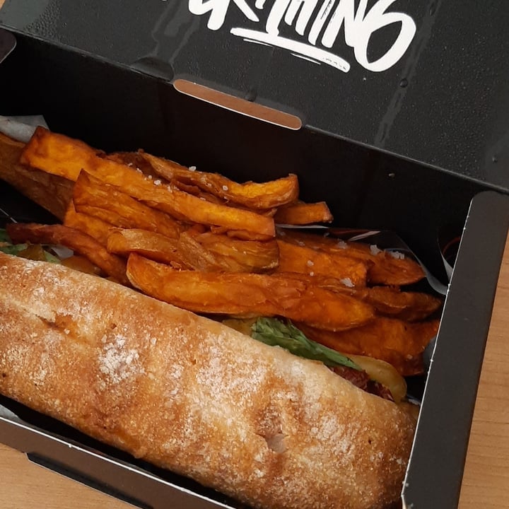 photo of Guakame Street Food Super bocata de heura shared by @grinsoka on  23 Aug 2021 - review