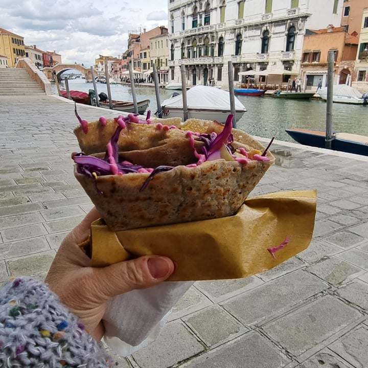 photo of Crepes house by PePe Crêpe Barbie Girl Vegan shared by @soythecat on  03 Apr 2022 - review