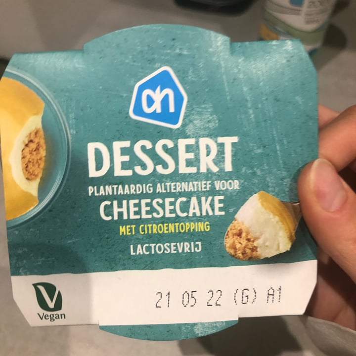 photo of Albert Heijn Cheesecake plantaardig alternatief voor cheesecake met citroentopping shared by @federicavlc on  30 Apr 2022 - review