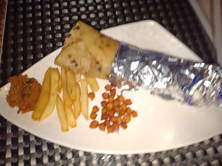 review photo of Barua Brew & Café Veg Roll shared by @noyonikagogoi1234 on 21 Feb 2020 - review