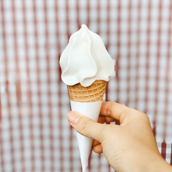 review photo of IKEA Alexandra Soya Ice Cream Cone shared by @consciouscookieee on 06 Jan 2021 - review