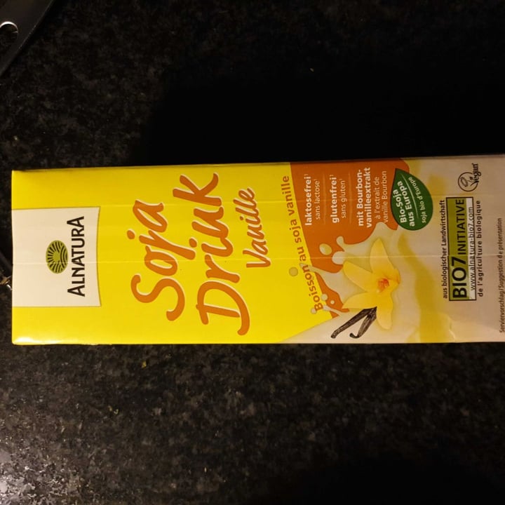 review photo of Alnatura Soja Drink Vanille shared by @pascalkunz on 01 Apr 2020 - review