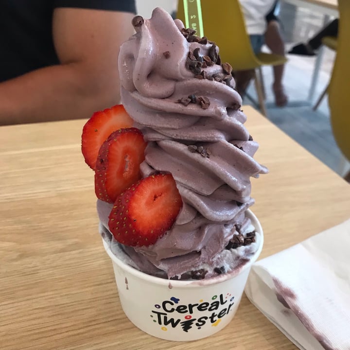 photo of Cereal Twister Açai Coconut shared by @megplant on  01 Aug 2021 - review