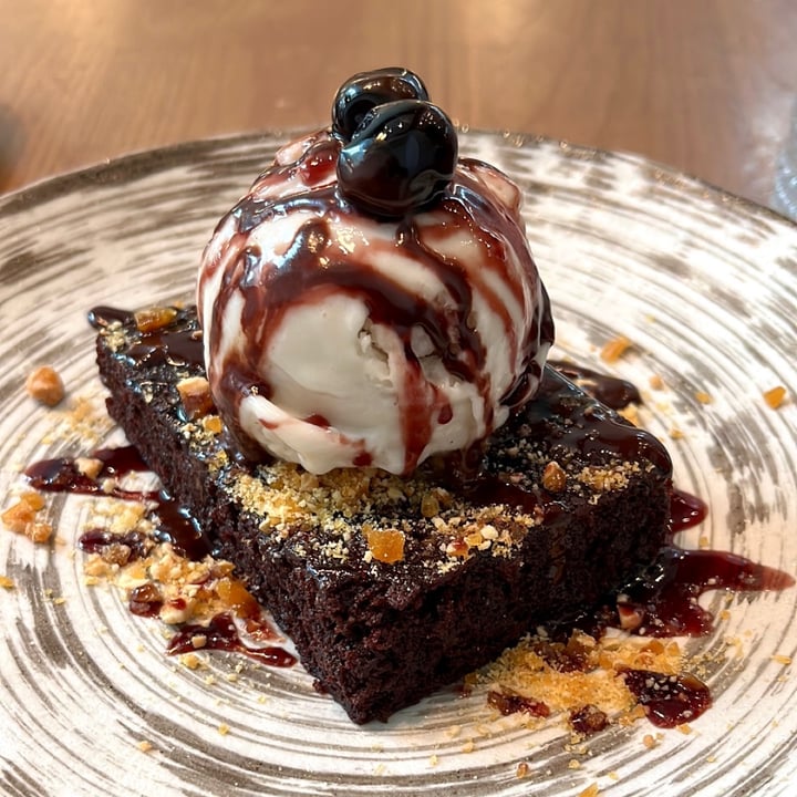 photo of Planta Fudge Brownie shared by @cinnamontroll on  27 Oct 2022 - review