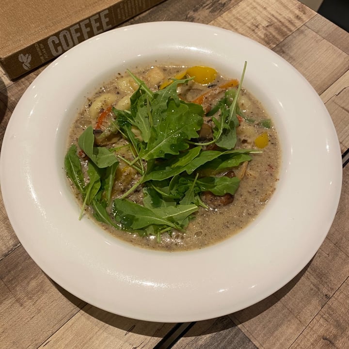 photo of WS Deli Experience Store Truffle Mushroom Gnocchi shared by @piggy-egg on  25 Sep 2021 - review