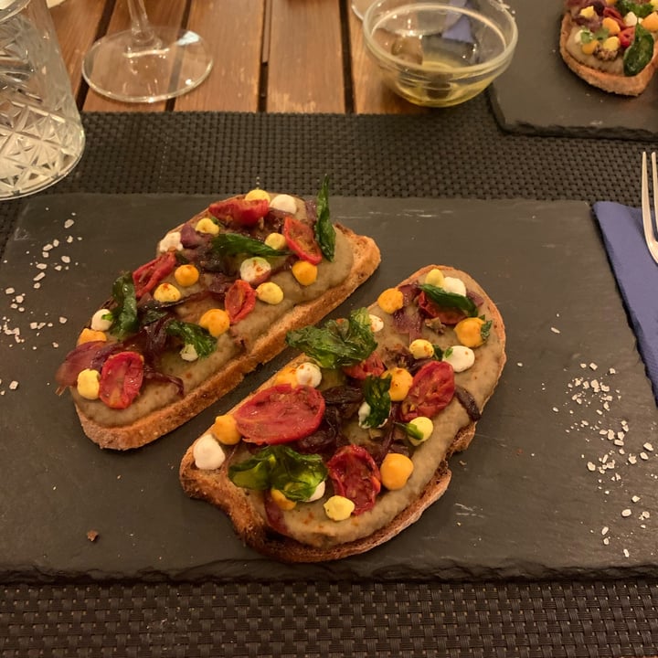 photo of Cavò Bistrot Bruschettone shared by @claritaisamood on  07 Oct 2022 - review