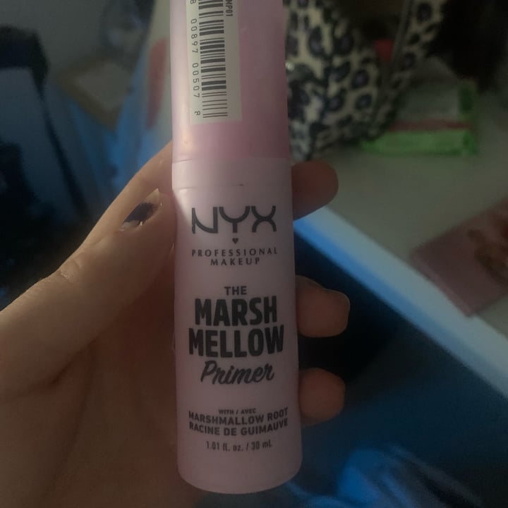 photo of NYX Cosmetics The Marshmellow primer shared by @laradoran on  15 Aug 2022 - review