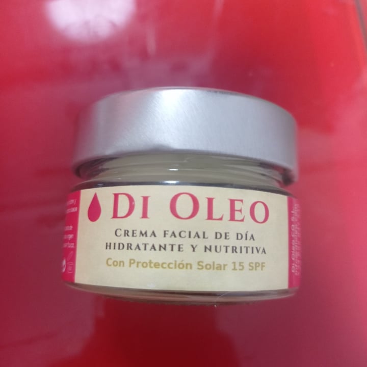 photo of Di Oleo Crema Facial De Día shared by @raqueeel on  19 Mar 2021 - review