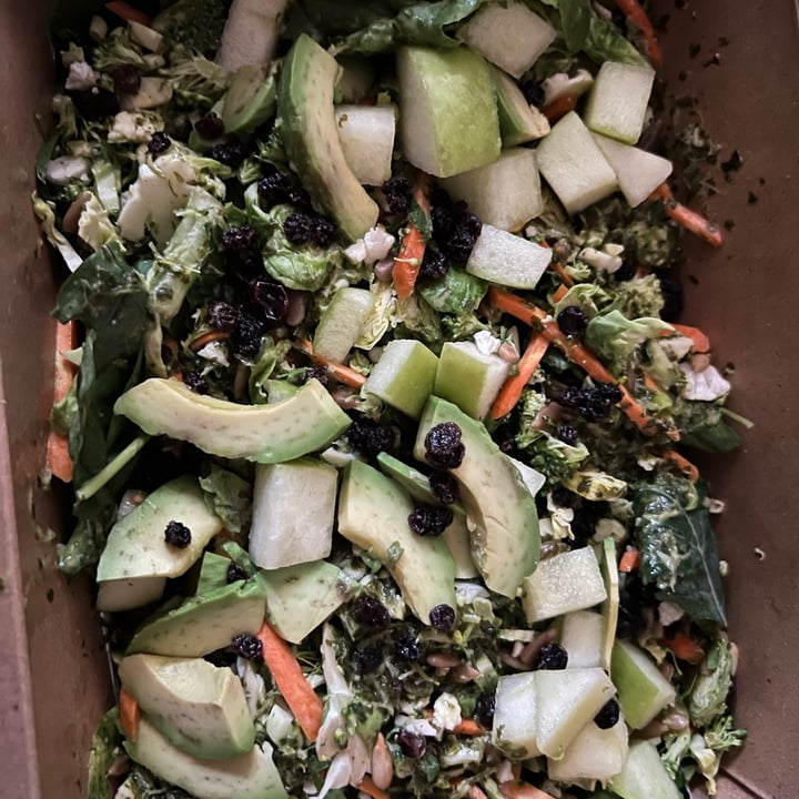 photo of Kal'ish Detox Salad shared by @revoltingviolet on  26 Aug 2022 - review