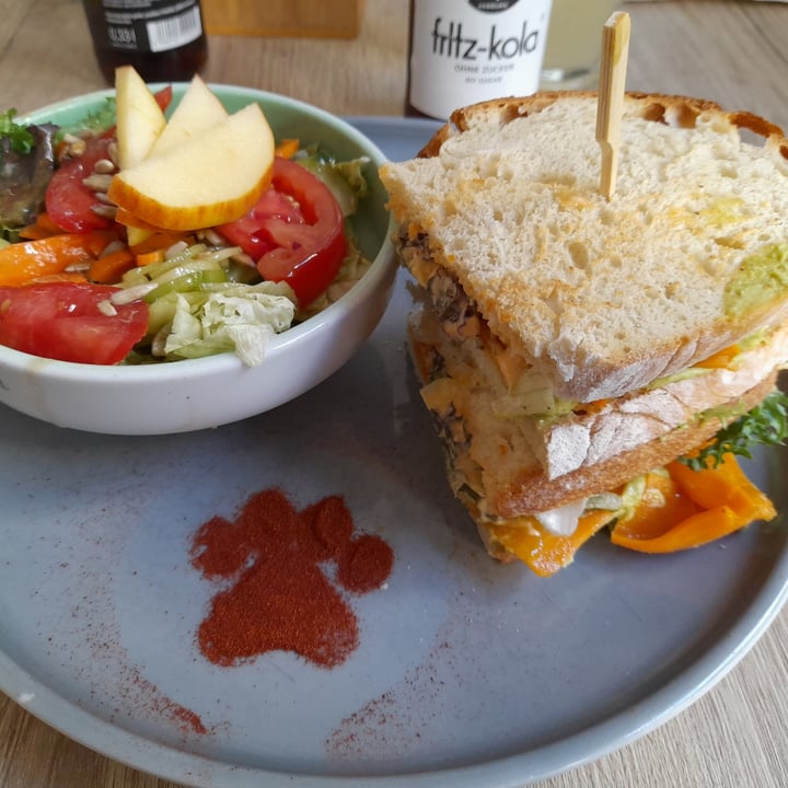 photo of Café Katzentempel Grilled Veggie Sandwich shared by @kemmy on  18 Aug 2022 - review