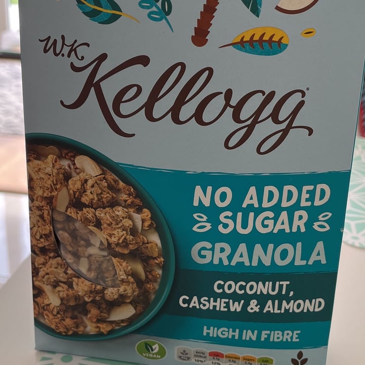 review photo of Kellogg's No added sugar granola shared by @faancina on 28 Apr 2022 - review