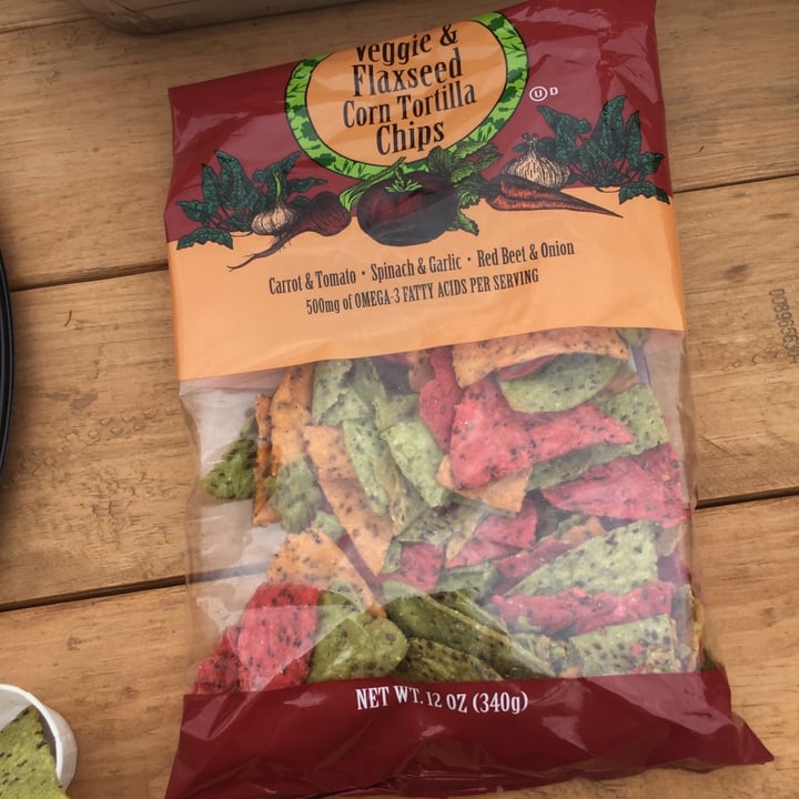 photo of Trader Joe's Veggie & Flaxseed Corn Tortilla Chips shared by @razia-54a on  15 May 2021 - review