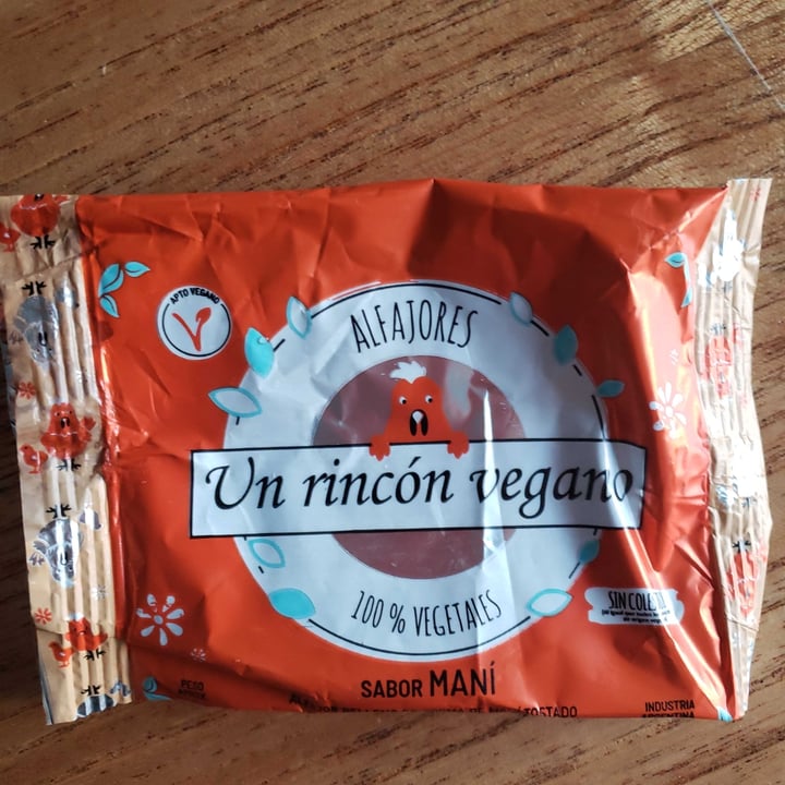 photo of Un Rincón Vegano Alfajor de Maní shared by @danilam on  29 Jul 2021 - review