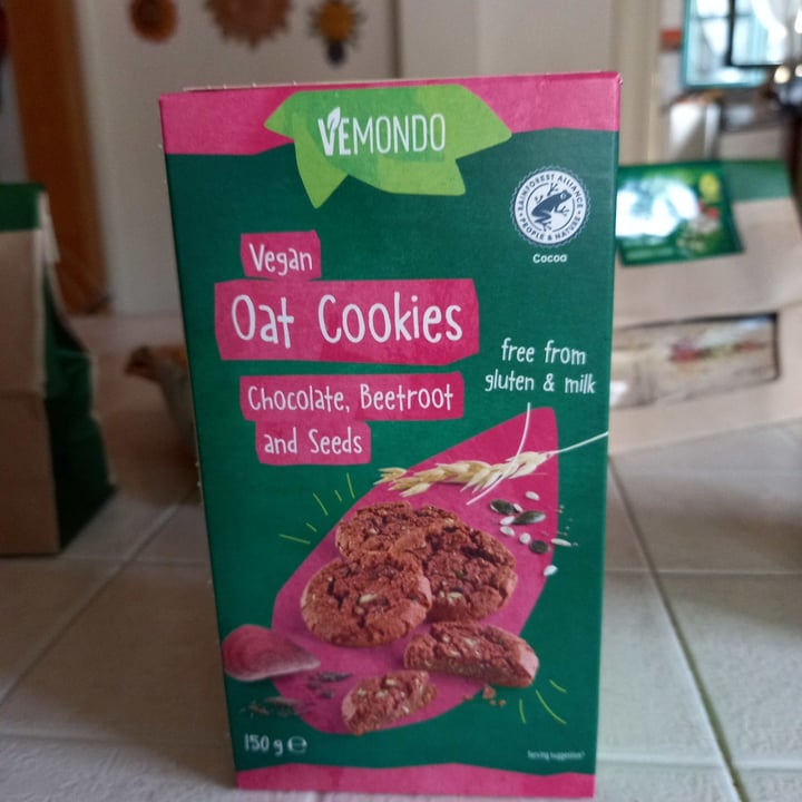 photo of Vemondo Vegan Oat Cookies Chocolate, Beetroot and Seeds shared by @danycolo on  24 May 2022 - review