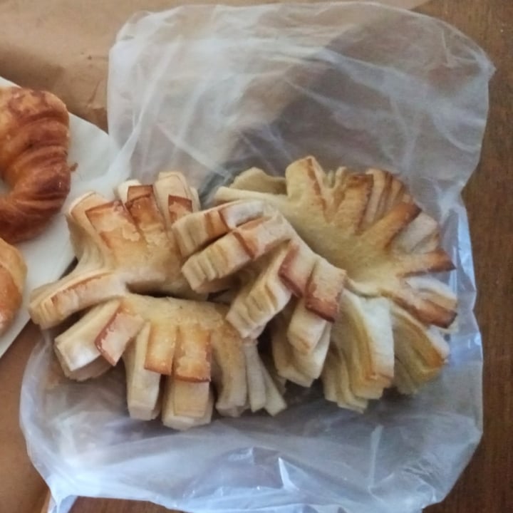 photo of Panaderia Sweet Cremona shared by @aldyribo on  25 Jan 2021 - review
