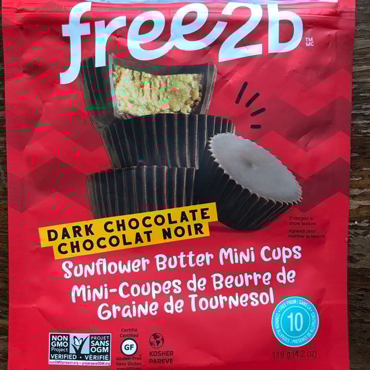 review photo of Free 2b Dark chocolate sunflower butter cups shared by @amourdivinlove on 25 Nov 2021 - review