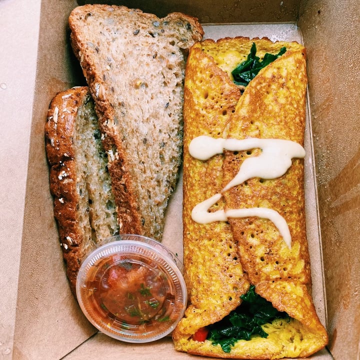 photo of Nourishmoi Chick’frea Omelette With Multigrain Toast shared by @lynnetomlinson on  18 Mar 2021 - review