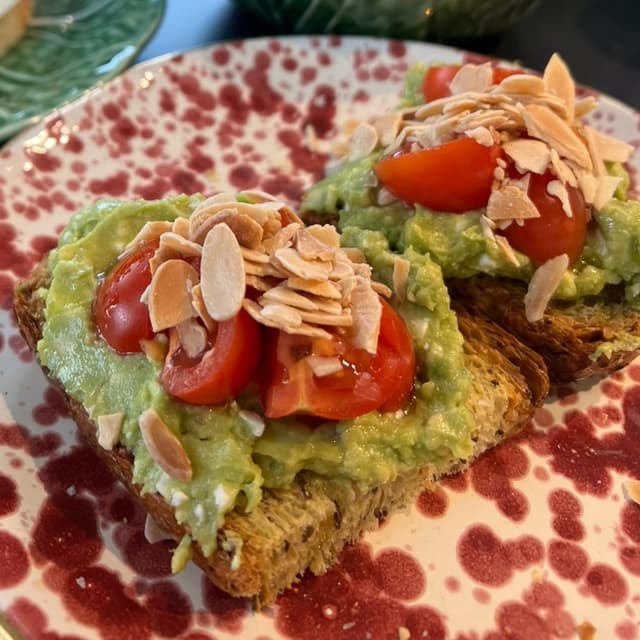 Foto do prato “avocado toast”