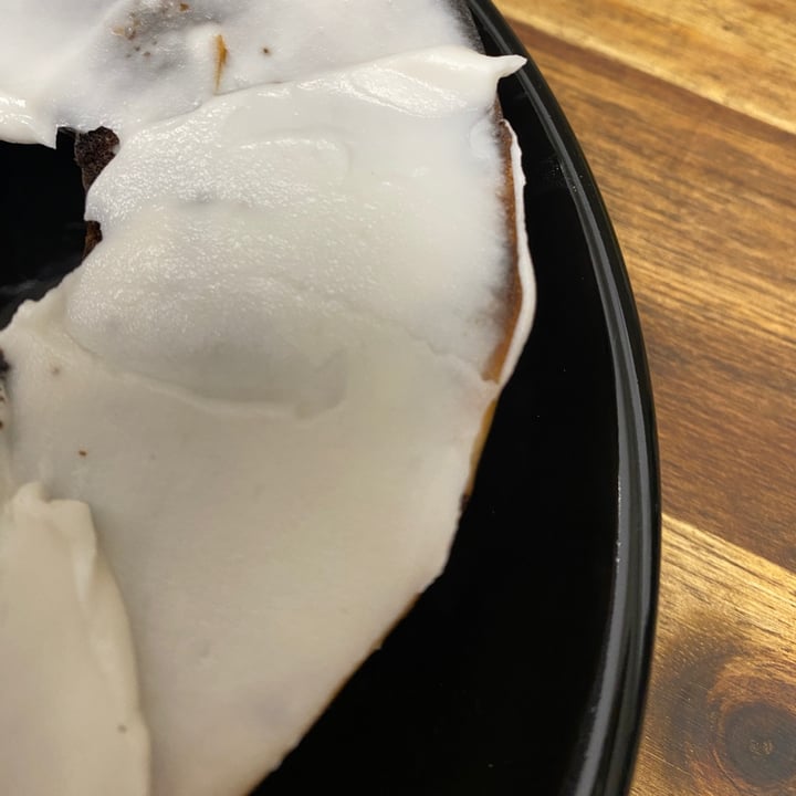 photo of Earth's Own Cream cheese shared by @kendrapirson on  12 Dec 2021 - review