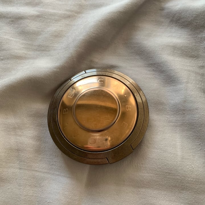 review photo of Becca Cosmetics Sunlit bronzer shared by @cameroncunningham on 17 Jan 2022 - review