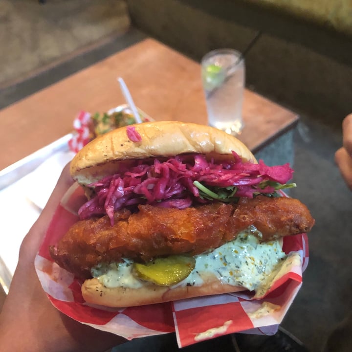 photo of Strange Flavor Burger Shack Nashville Hot Vegetarian Chicken Sandwich shared by @prriscilla on  28 Jun 2020 - review