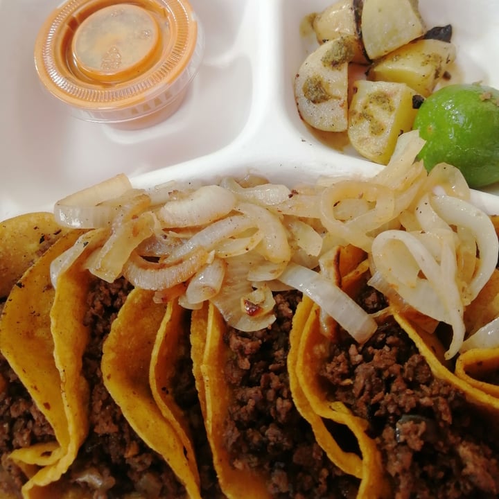 review photo of Hijos del Sol (Delivery y Pick-up) Tacos De Asada De Soya shared by @fany1705 on 03 Oct 2021 - review