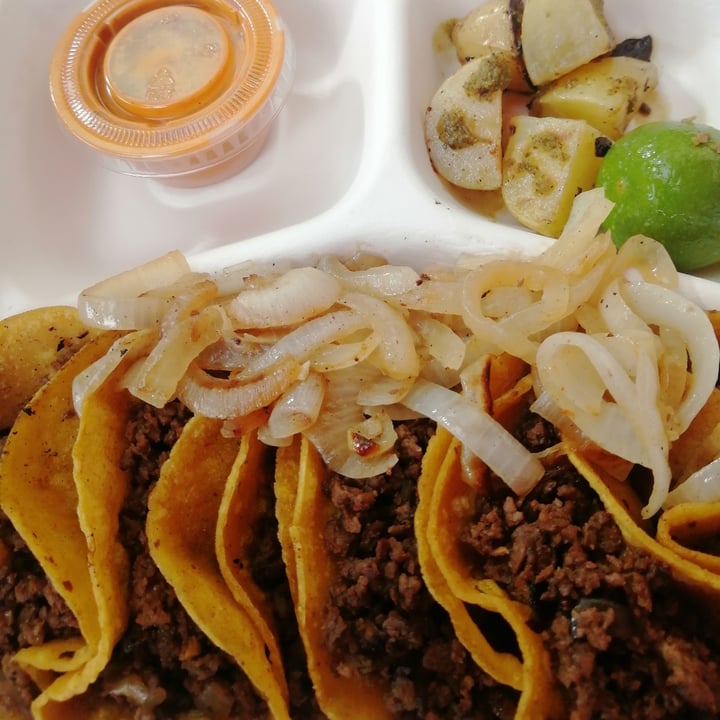 photo of Hijos del Sol (Delivery y Pick-up) Tacos De Asada De Soya shared by @fany1705 on  03 Oct 2021 - review