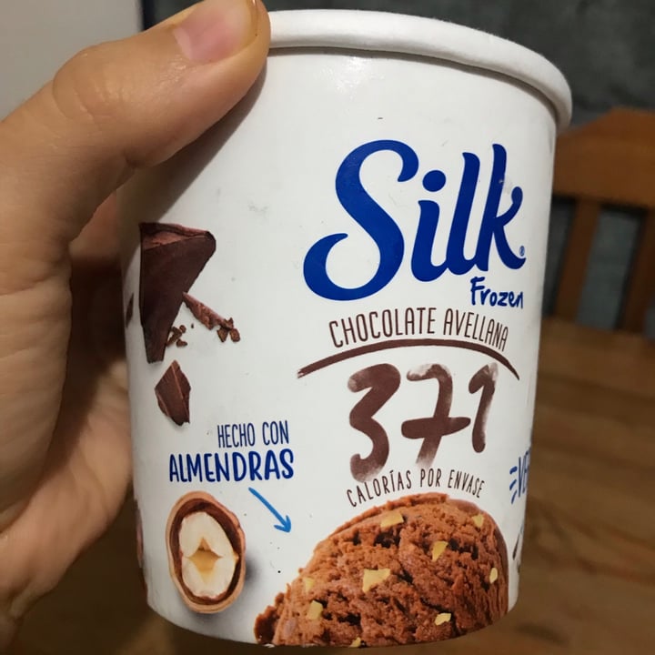 review photo of Silk Silk Frozen Chocolate Avellana shared by @nayuvi on 15 Jun 2020 - review