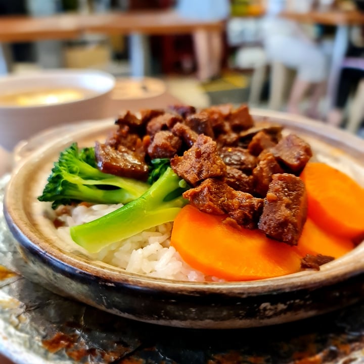photo of Vegetarian Villas Hong Kong Claypot Rice shared by @parismelody on  27 Nov 2021 - review