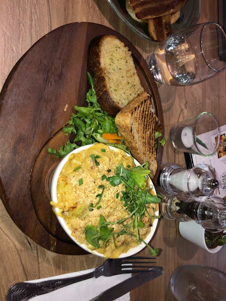 review photo of Soul Food Kitchen Mac and Greens shared by @nandni on 27 Jul 2019 - review