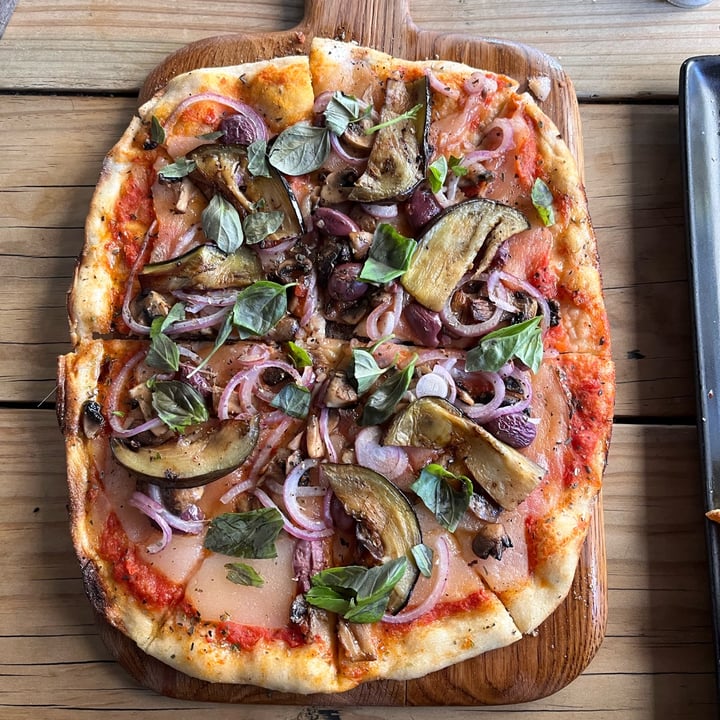 review photo of Hudsons The Burger Joint (Green Point) The busker pizza shared by @emmawagener on 07 May 2022 - review