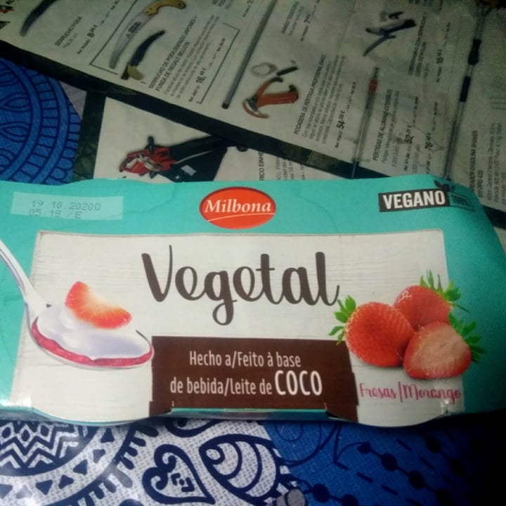 review photo of Milbona Yogur fresa y leche de coco shared by @rok on 14 Mar 2021 - review