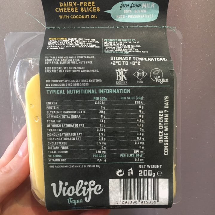 photo of Violife Original Flavor Cheese Slices shared by @veggiestephie on  28 Dec 2020 - review