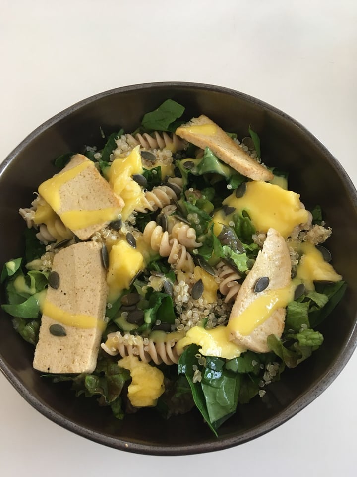 photo of Citrus - Coffee & Healthy Food Tofu And Quinoa Vegan Salad shared by @laura269 on  15 Jan 2020 - review