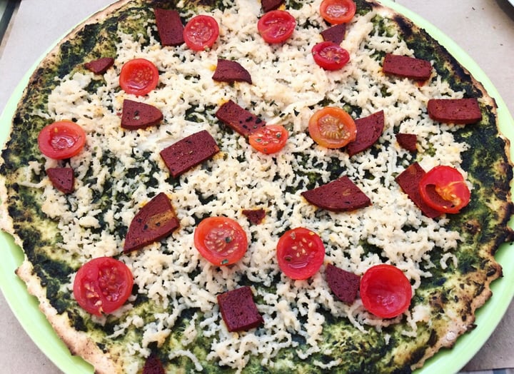 photo of Dolce Pizza y Los Veganos Pizza pesto shared by @anaiturrizar on  06 Jul 2019 - review