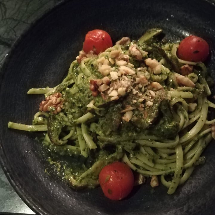 photo of The Green Affair - Chiado Pesto Linguine with Cherry Tomatoes shared by @trianglewalker on  17 Dec 2020 - review