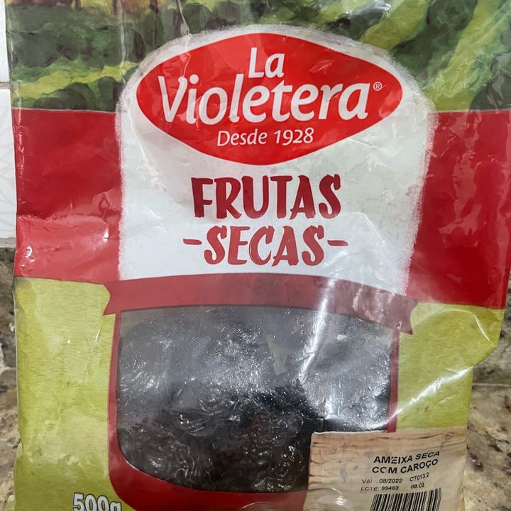 review photo of La violetera Ameixa Seca Sem Caroço shared by @andreallr22 on 07 May 2022 - review