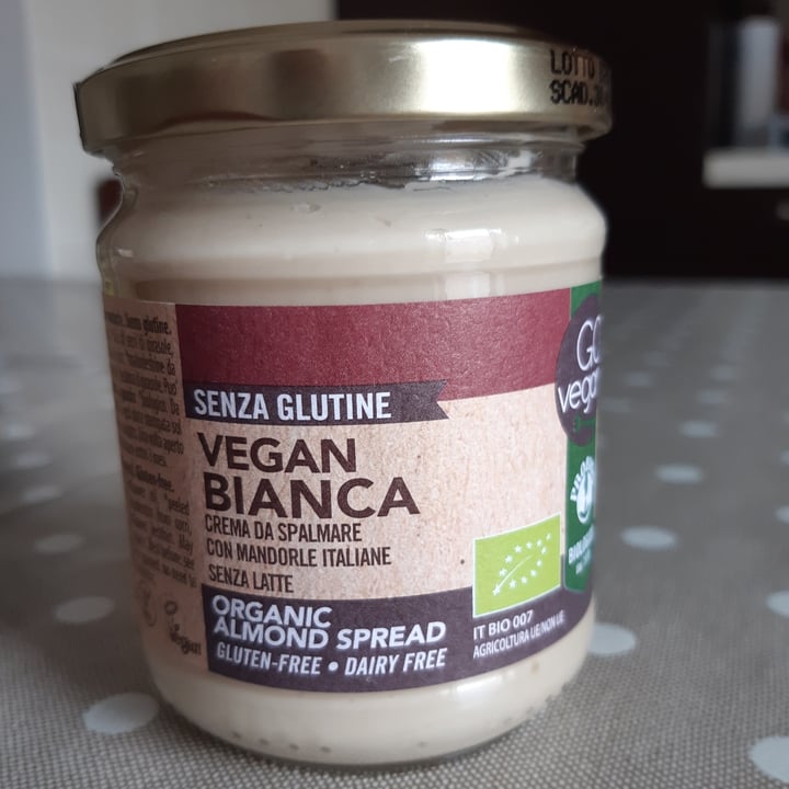 review photo of La Via Del Grano Crema bianca spalmabile shared by @micaveg on 21 Jun 2020 - review