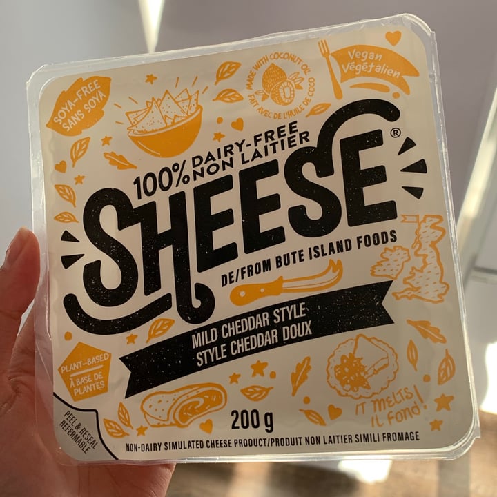 photo of Bute Island Foods Sheese Mild Cheddar Style Block shared by @bananabreadgirl on  05 Aug 2021 - review