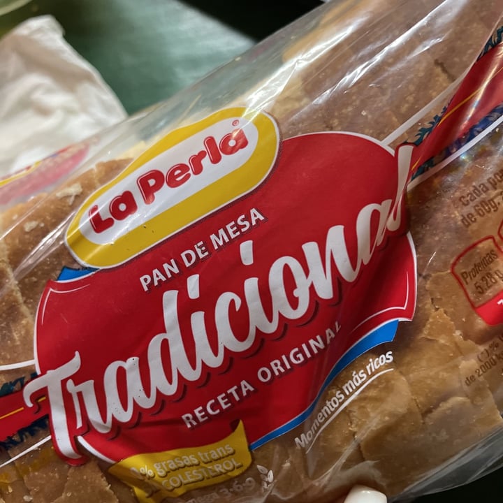photo of La Perla Pan Tradicional shared by @noesostre on  18 Mar 2021 - review