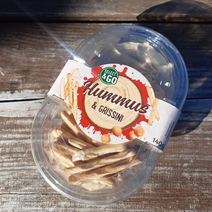 photo of Select and go Hummus and grissini shared by @sisuboi on  16 Jun 2021 - review