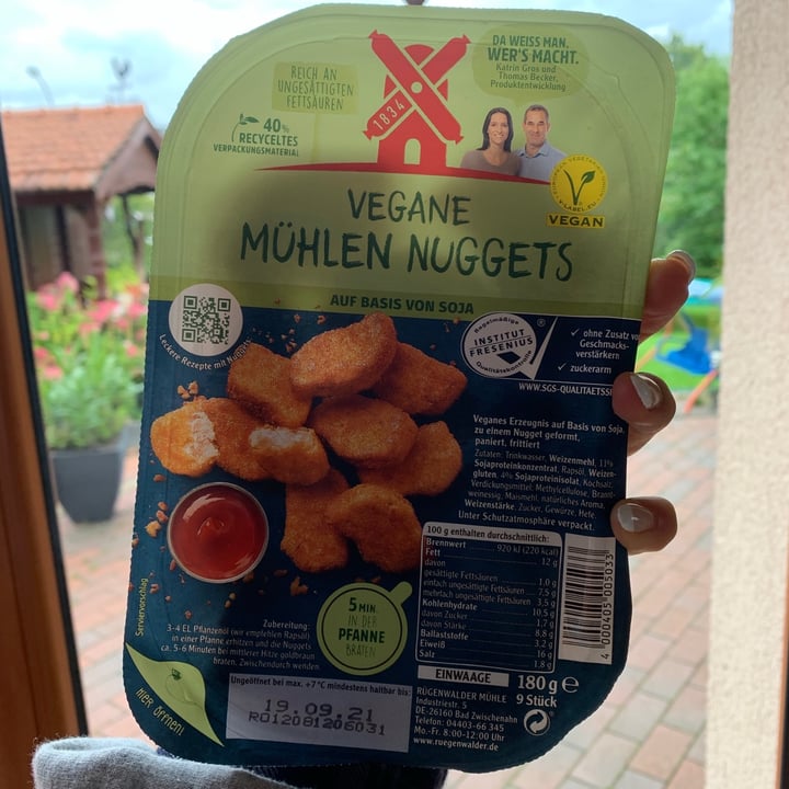 review photo of Mühlenhof Vegane Nuggets shared by @veggiegoesvegan on 08 Sep 2021 - review