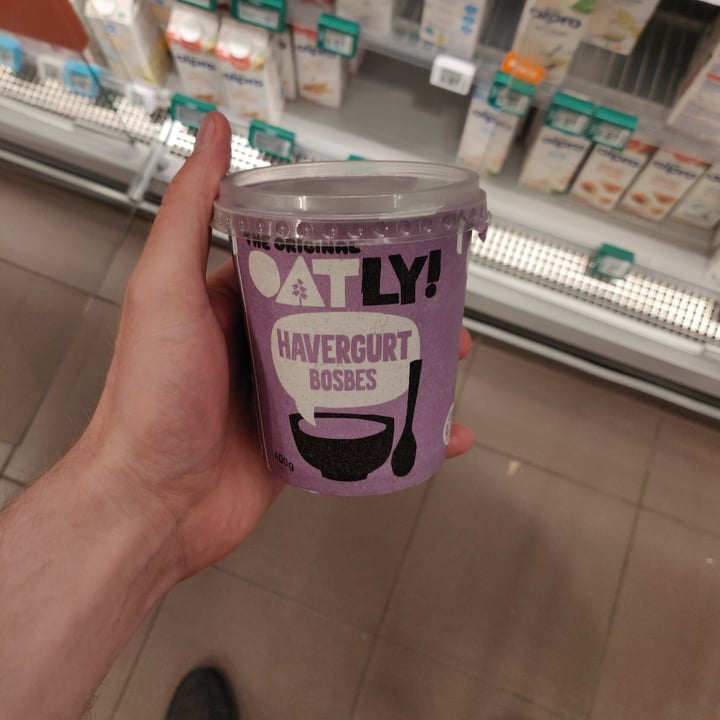 review photo of Oatly Oatgurt Blueberry shared by @primate on 10 Jun 2021 - review
