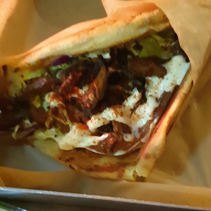 photo of Vegan Beat Space Gyros shared by @thedronewhisperer on  07 Feb 2022 - review